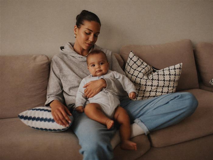Cluster Feeding: Why Your Baby Won